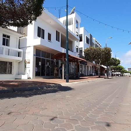 Historico Hostal Elizabeth ปูแอร์โตอาโยรา ภายนอก รูปภาพ