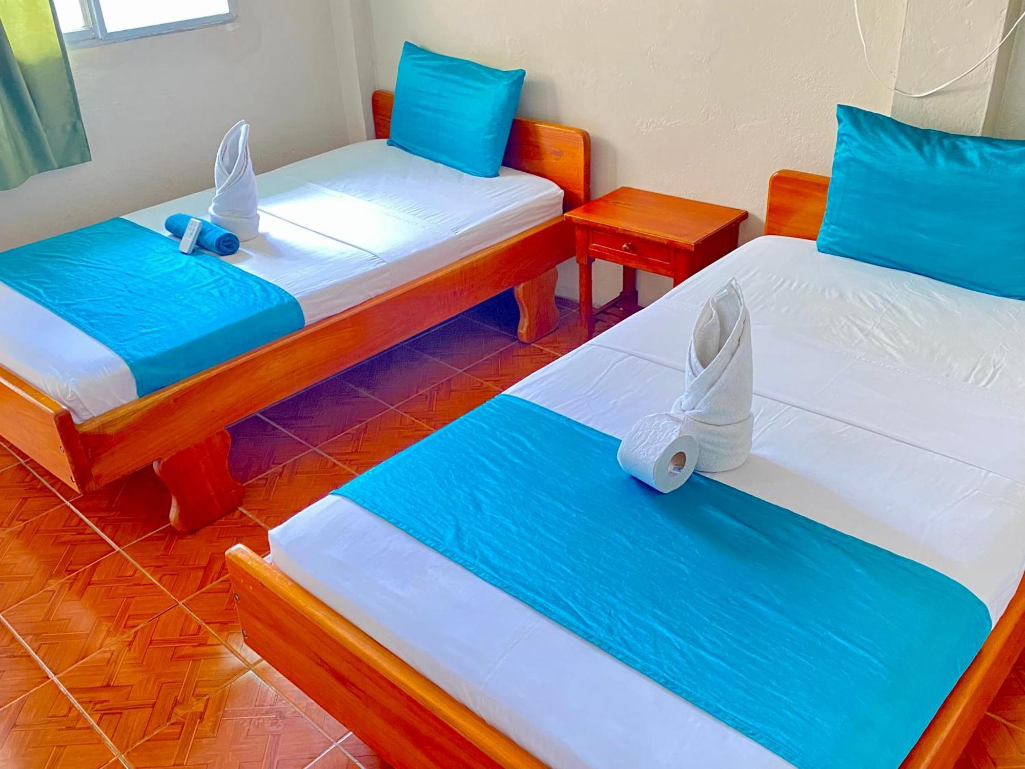 Historico Hostal Elizabeth ปูแอร์โตอาโยรา ภายนอก รูปภาพ